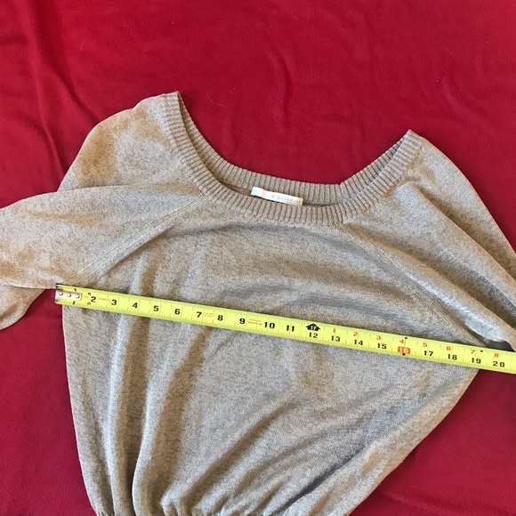 D. Exterior Gold Linen Blend Metallic Gathered Sweater - Picture 3 of 11